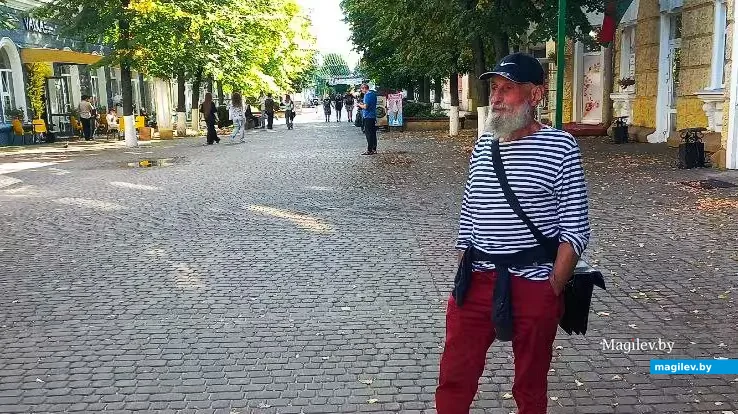  Август 2025 года, Могилев. Борис Борщ на улице Ленинской.