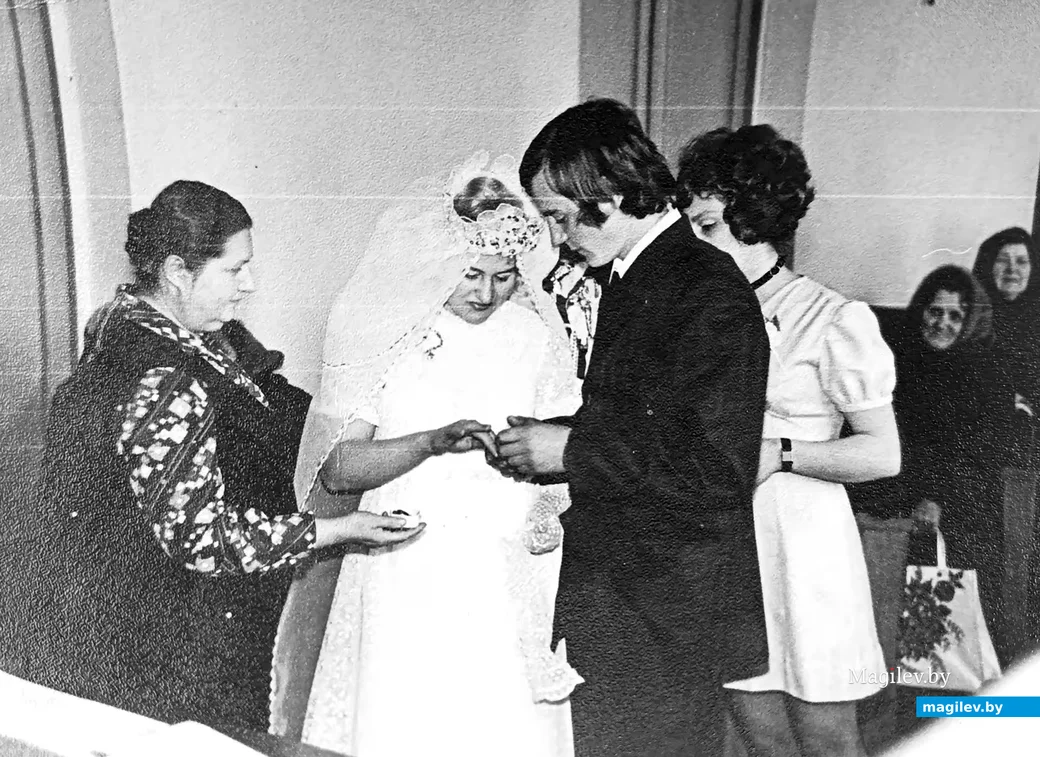   07.02.1976 г. Свадьба Владимира и Лидии Кругловых.