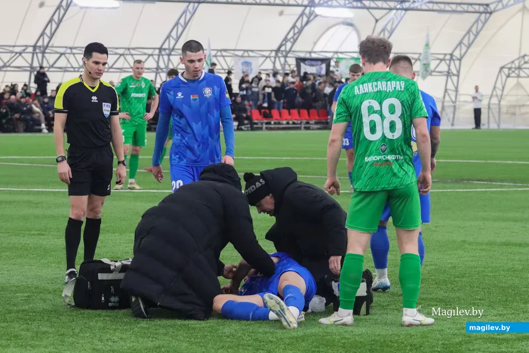  07.02.2026, Гомель. Товарищеская игра «Гомель»  – «Днепр» (в голубом).