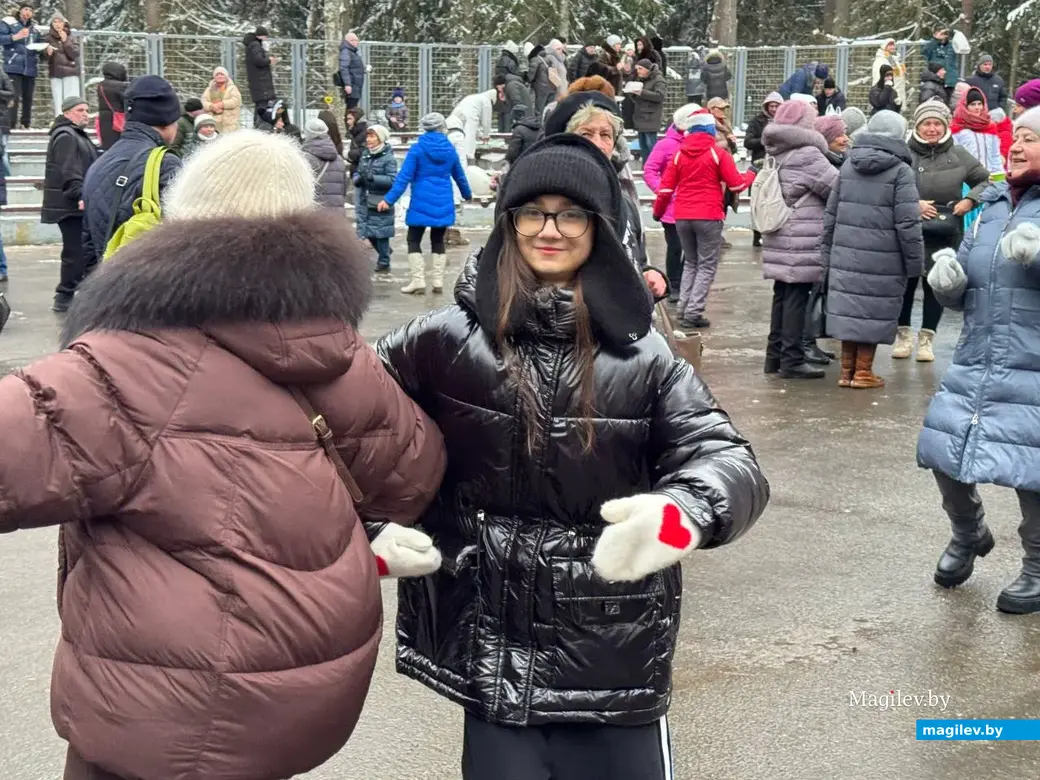 Могилев, 7 января 2026 года. Праздник «Пайшла Каляда калядуючы…» в Печерском лесопарке.