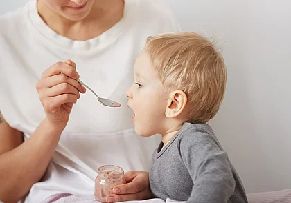 Nestle отзывает некоторые виды детских смесей из-за риска содержания токсинов