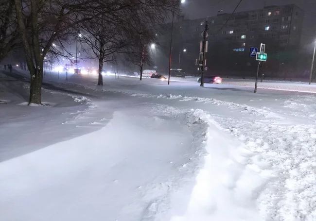 А снег идет: как Могилев встречает утро второго дня циклона «Улли»