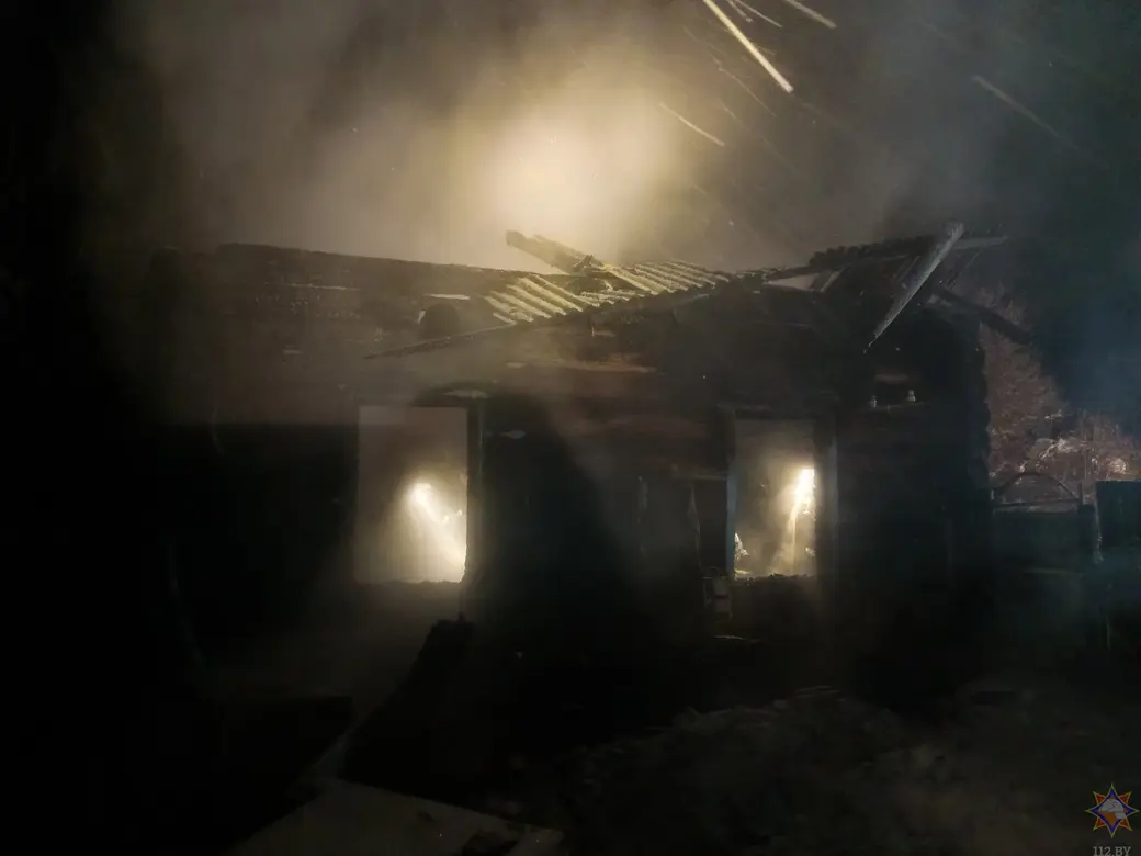 9 января 2026 года. Пожар в агрогородке Дуброва Быховского района. Фото: МЧС.