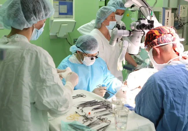 Лучшим ученым 2025 года НАН Беларуси признан хирург-трансплантолог Олег Руммо