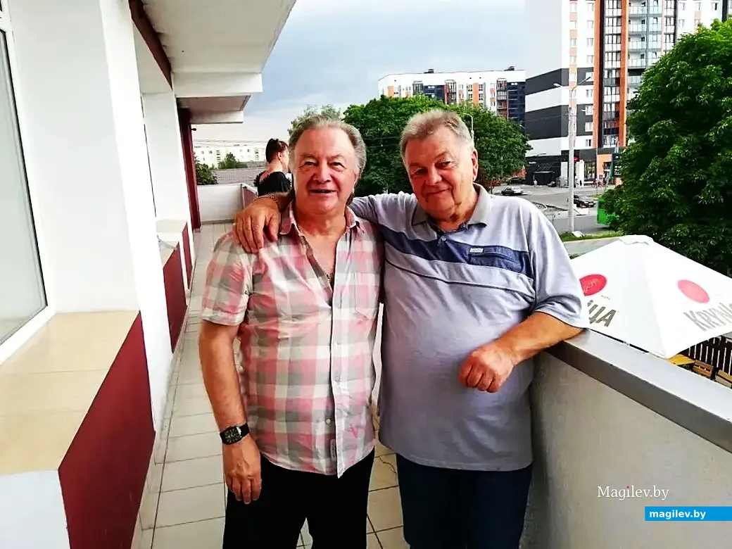 2019 год, Могилев. Николай Сидоренко и Валерий Катков (слева): дружба, проверенная временем.
