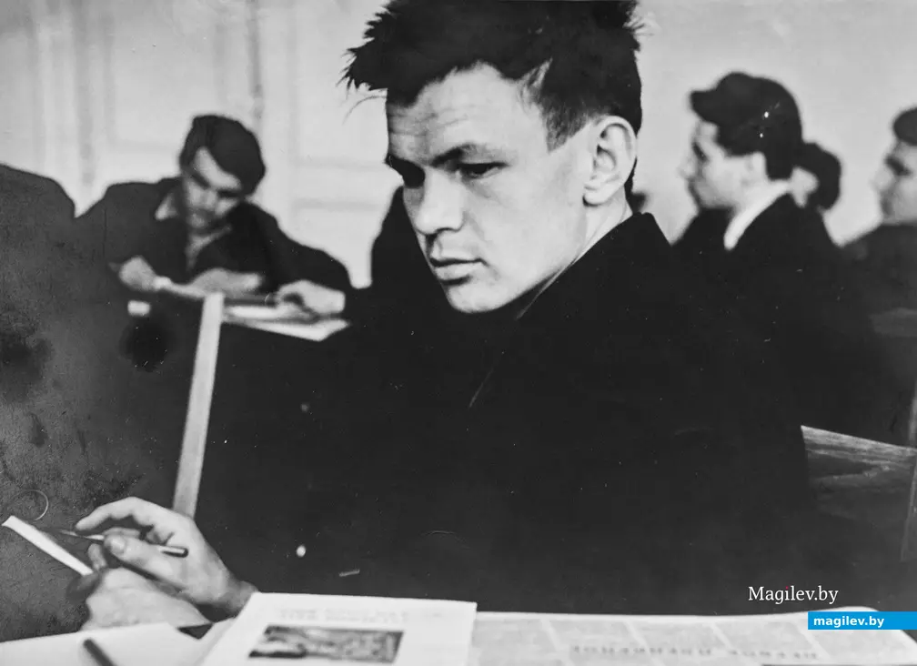 Владимир Васильевич Вяткин, студент III курса автотракторного факультета БПИ на межвузовской