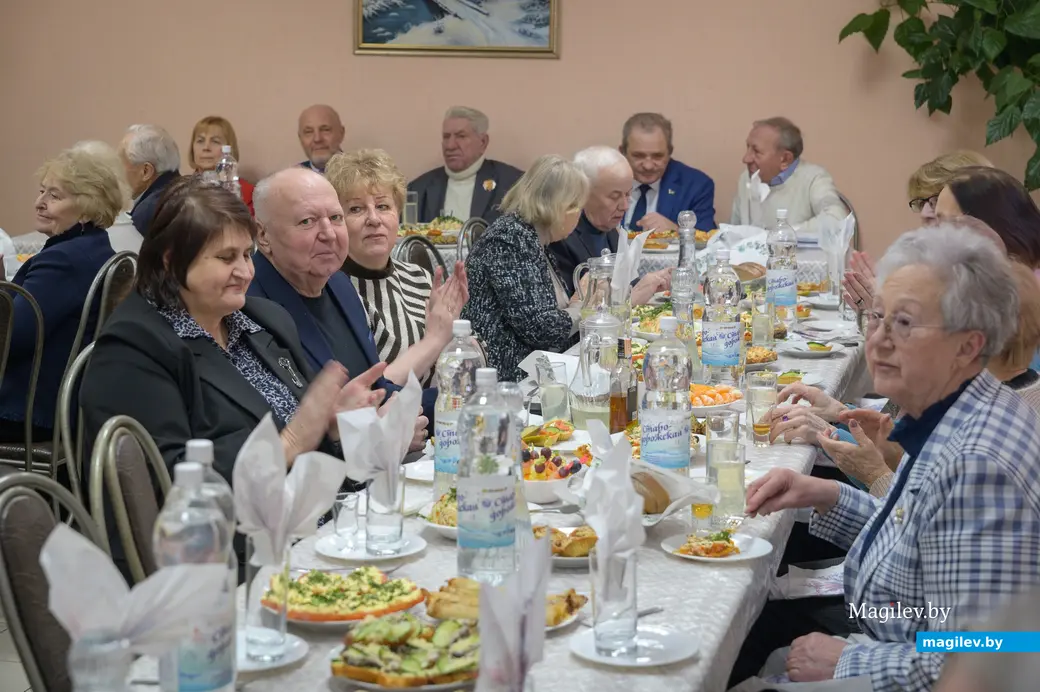 15.01.2026. Ул. Чехова, 54. Встреча участников делового клуба «Кiраўнiк» на Бобруйском заводе