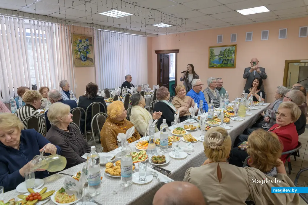 15.01.2026. Ул. Чехова, 54. Встреча участников делового клуба «Кiраўнiк» на Бобруйском заводе