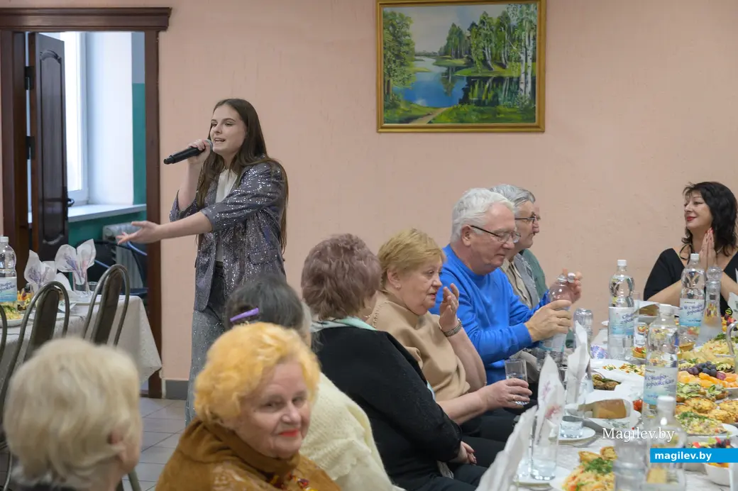 15.01.2026. Ул. Чехова, 54. Встреча участников делового клуба «Кiраўнiк» на Бобруйском заводе