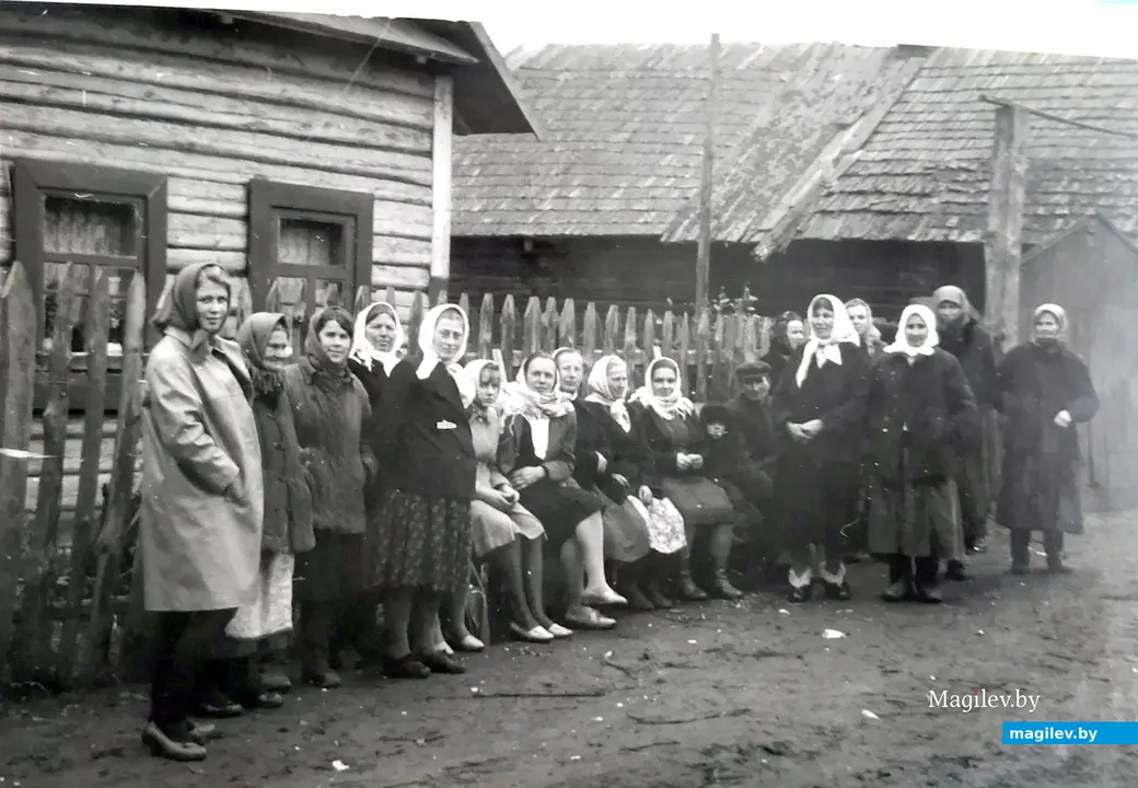  1965 г. Жыхары вёскі Усцярхі.