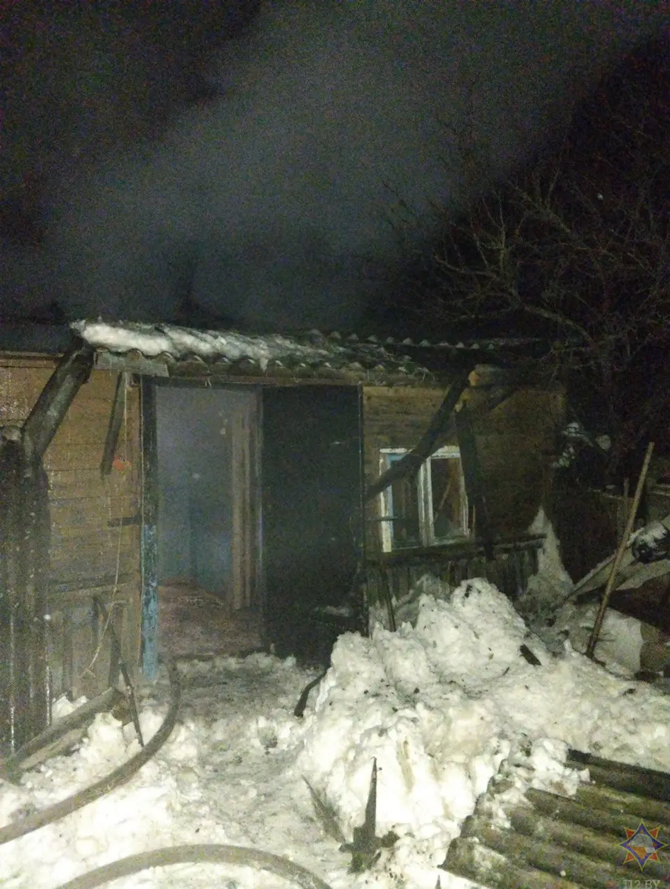  16 января 2026 года. Пожар в  деревне Сапрыновичи Мстиславского района. Фото: МЧС.