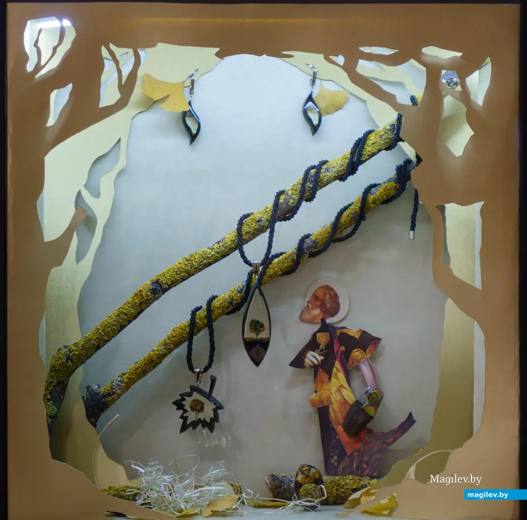 08.01.2026. Бобруйский художественный музей. Произведения дизайнера-ювелира Дениса Барановского.