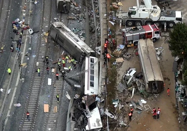 В Испании объявили трехдневный траур по жертвам железнодорожной катастрофы