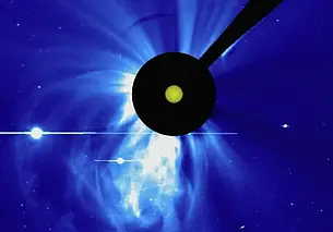 На Солнце произошел крупный двойной взрыв