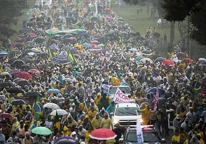 В Бразилии от удара молнии пострадали более 70 человек