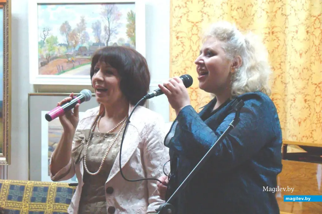 Дуэт врача Нины Матвейчик и пациентки Марины Шайтуро. 2009г.,