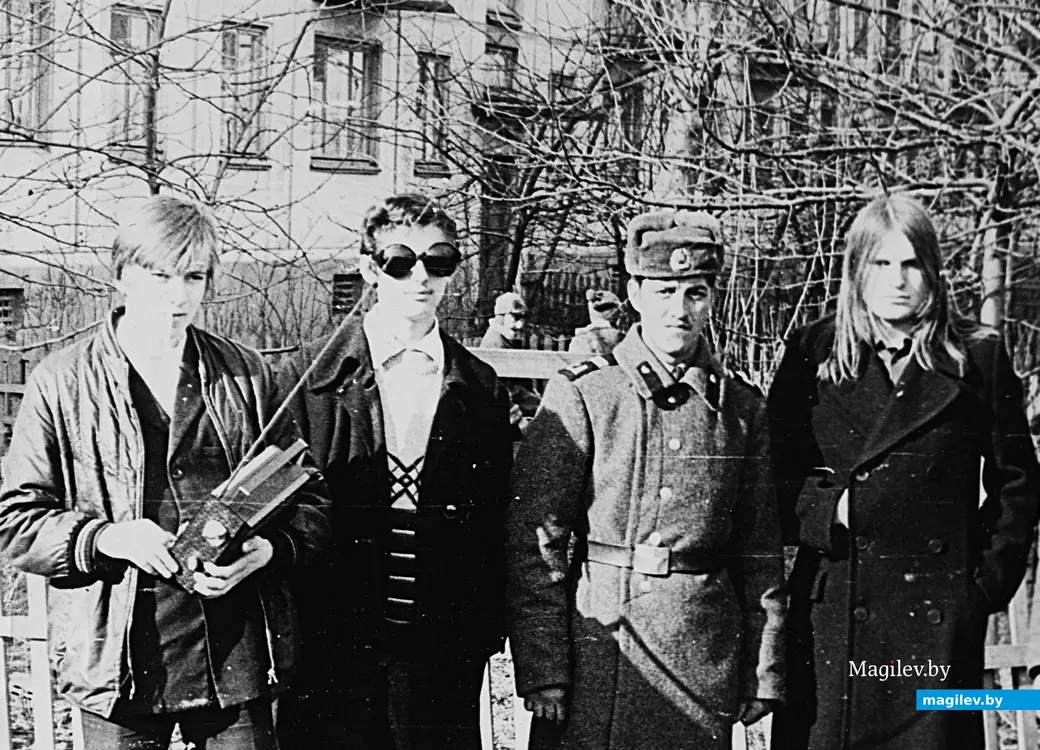 1970- годы, Могилев. Четверо и «Спидола».
