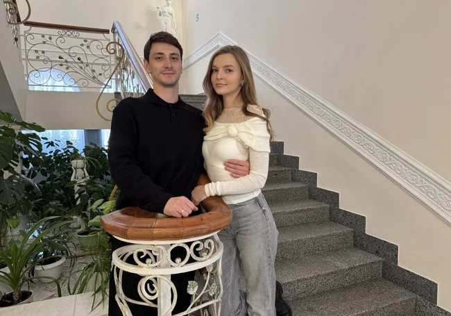«Это была любовь с первого взгляда». Свадебная пара недели