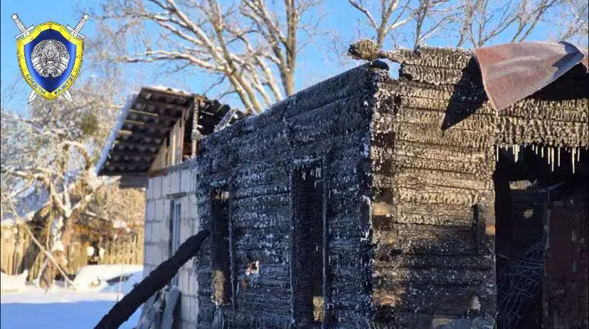 1 февраля 2026 года. На месте пожара в поселке Уборок Осиповичского района работает