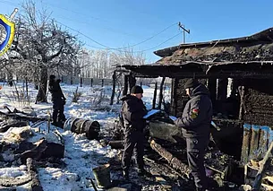 Два человека погибли на пожаре в Осиповичском районе (видео)