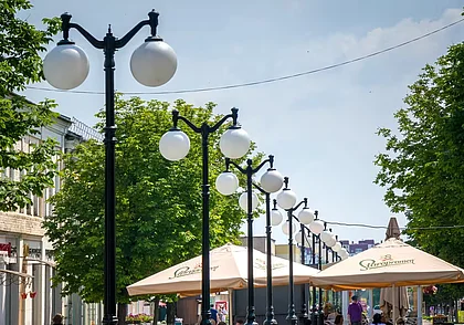 «Сколько мы тратим денег!»: Лукашенко поручил скорректировать режим освещения на улицах