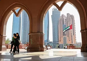 В Абу-Даби стартовал второй раунд переговоров России, Украины и США