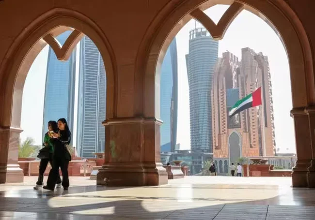 В Абу-Даби стартовал второй раунд переговоров России, Украины и США