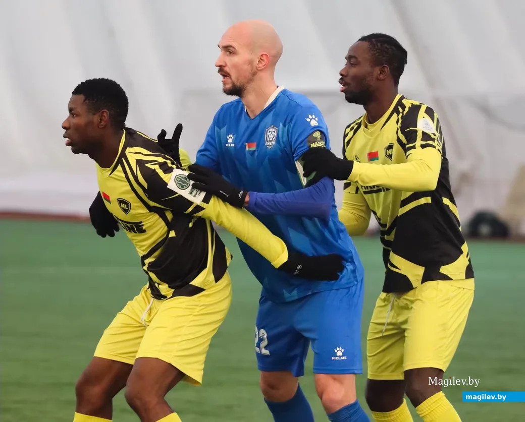  04.02.2026, Минск. Товарищеская игра «Витебск» – «Днепр» (в голубой форме).  