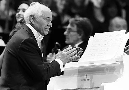 Умер ​Евгений Дога, композитор фильма «Мой ласковый и нежный зверь»