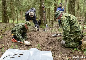 С медалью «За отвагу». Под Бобруйском найден погибший боец Красной армии (видео)