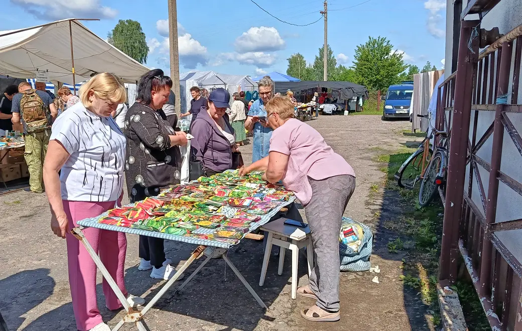 04.06.2025 год. Центральный глусский рынок.