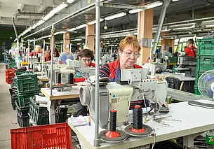 Сквозь огонь и воду. «Модерам» – обувь, которая защищает, выпускают в Бобруйске