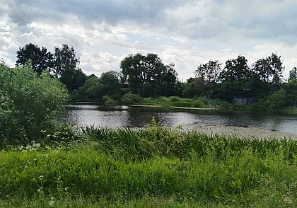 В Бобруйске рыбак спас упавшую в воду 85-летнюю женщину