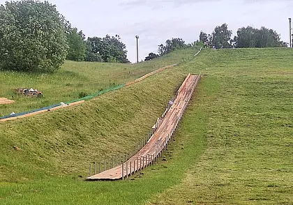 В Могилеве строят внесезонную тюбинговую трассу: кататься можно будет круглый год