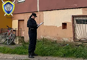 Двухлетний мальчик выпал из окна с десятого этажа в Витебске. Ребенок погиб