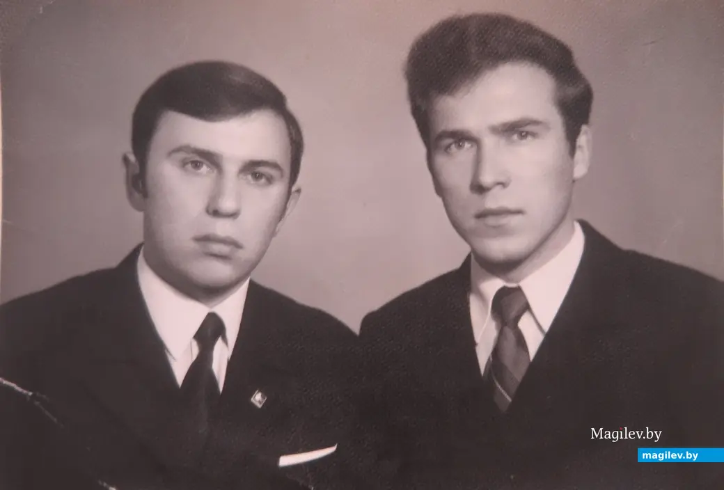 1970-е гг. Витебск. С лучшим другом из института Юрой.
