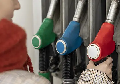 Как читать паспорт качества топлива? Для белорусских автомобилистов разработали инструкцию