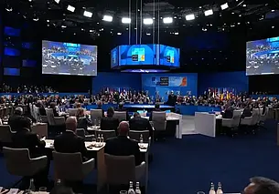 Страны НАТО утвердили повышение расходов на оборону