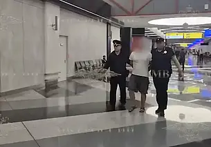 Белорус бросил на пол чужого ребенка в аэропорту Шереметьево