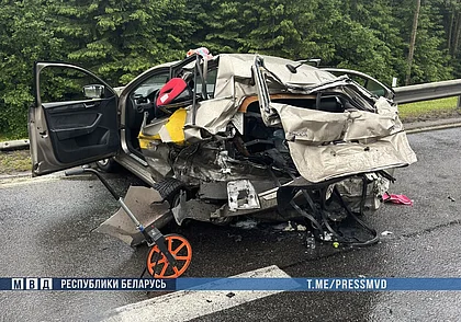Смертельное ДТП в Минском районе: погибли четверо россиян, среди них двое детей
