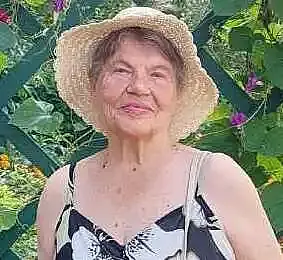 Кузина Людмила Ивановна:.