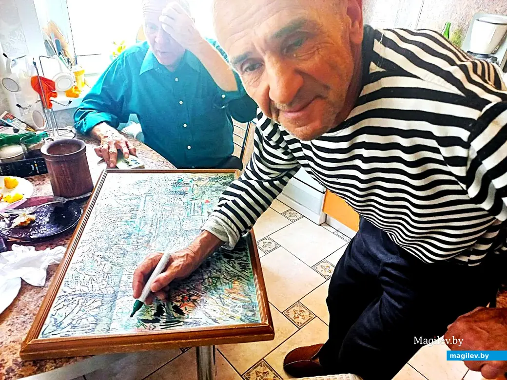 01.07.2025, Могилев. Сережа предпочел оставить автограф.