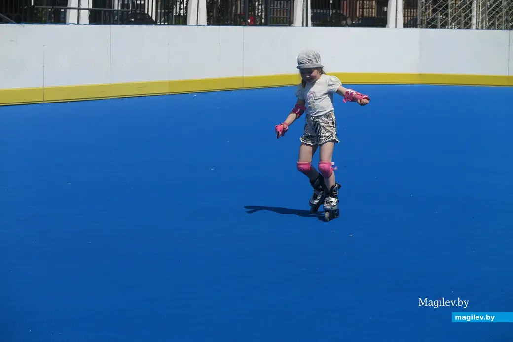 Лето 2025 г. Могилев, центр, роликовый каток на стадионе «Спартак».