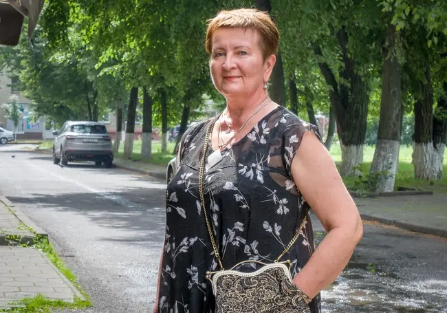 «Всю жизнь занималась не тем». Как бывший педагог и диджей из Бобруйска шьет сумочки для особых случаев