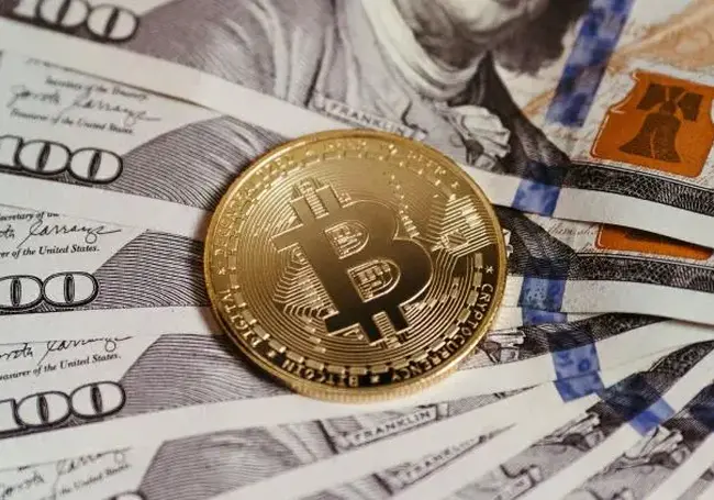 Курс биткоина обновил исторический максимум, превысив 118 тыс. долларов