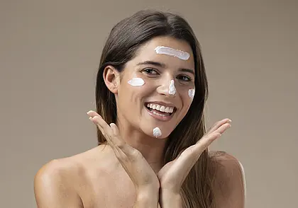 От каких косметических средств летом лучше отказаться: советы эксперта