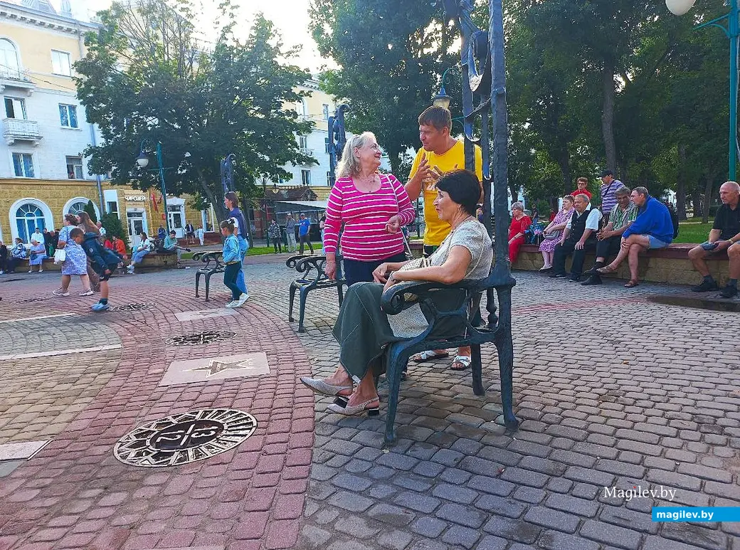 20.07.2025, Могилев. Дискотека «У фонтанов» на Площади звезд.