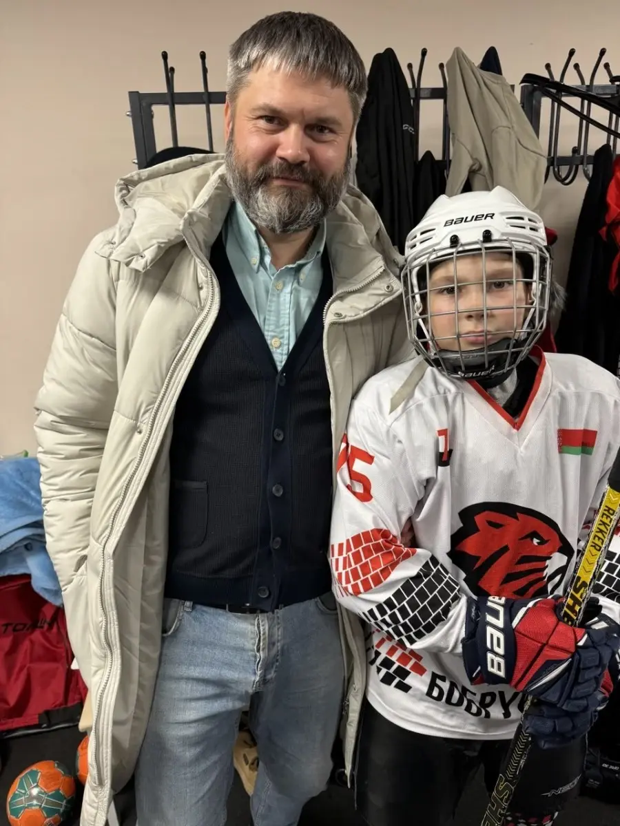 Отец Виктор с сыном.