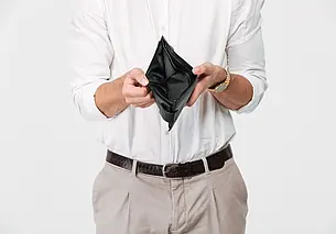 Что делать в случае задержки нанимателем заработной платы, рассказали в Минтруда