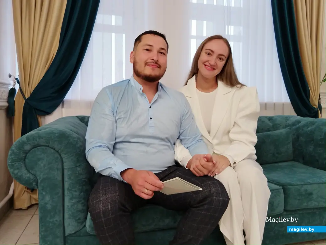 01.08.2025 г. Могилев, ЗАГС. Молодожены недели: Шухрат и Вероника Саидовы.